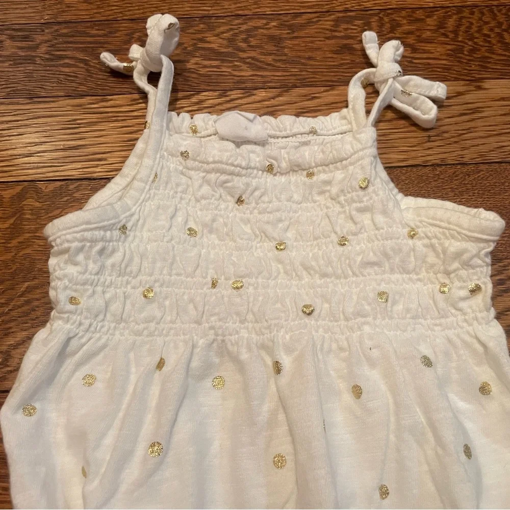 Baby GAP White & Gold Polka Dot Smocked Shorty Bubble Romper Size 6-12 Months